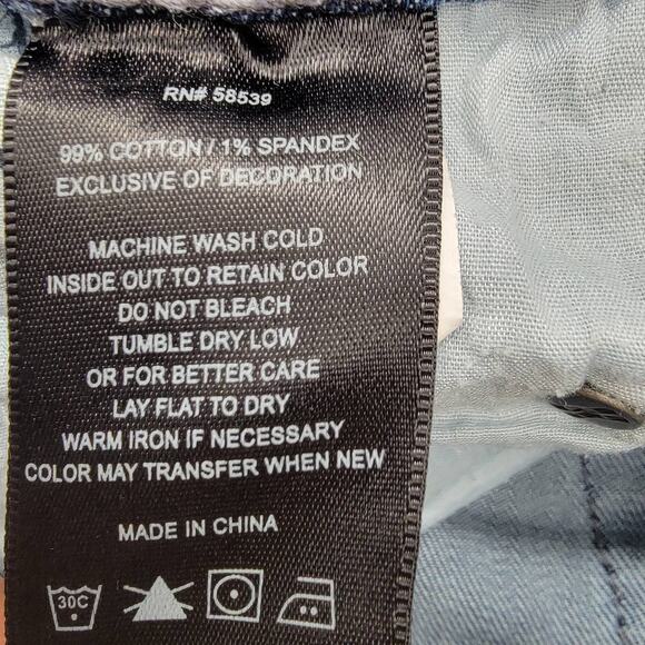 KUT from the Cloth Style KF571MA6 Cut #7163 Cropped Embellished Pockets - Size 6 - Picture 6 of 6